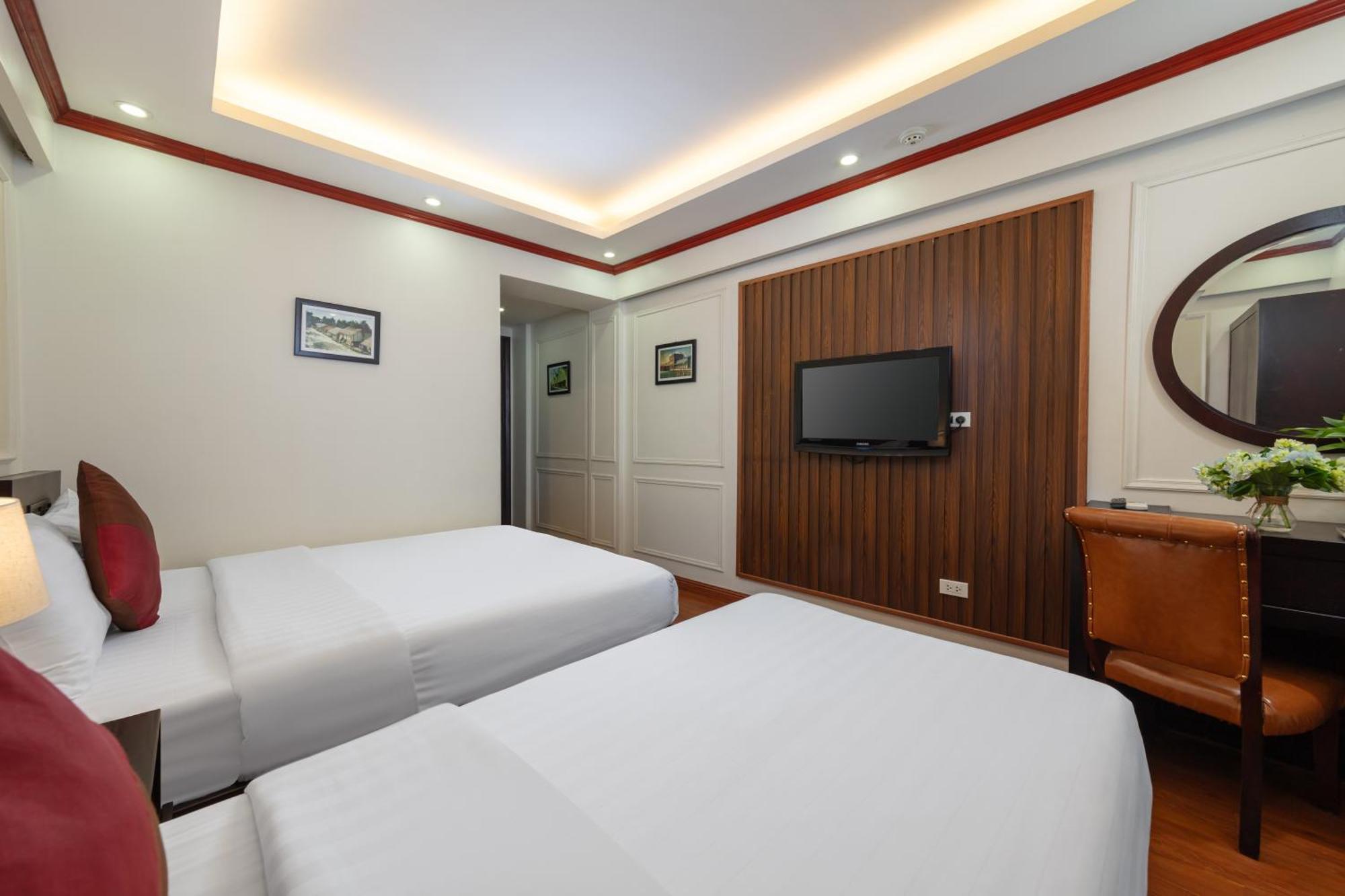 Viet Hotel & Travel Hanoi Exterior photo