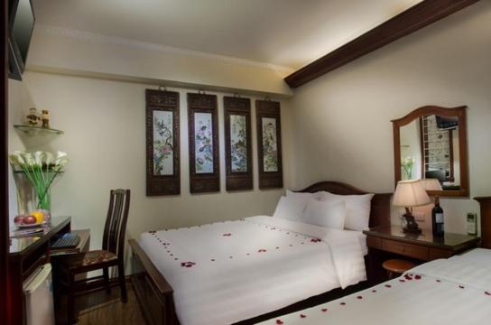 Viet Hotel & Travel Hanoi Exterior photo